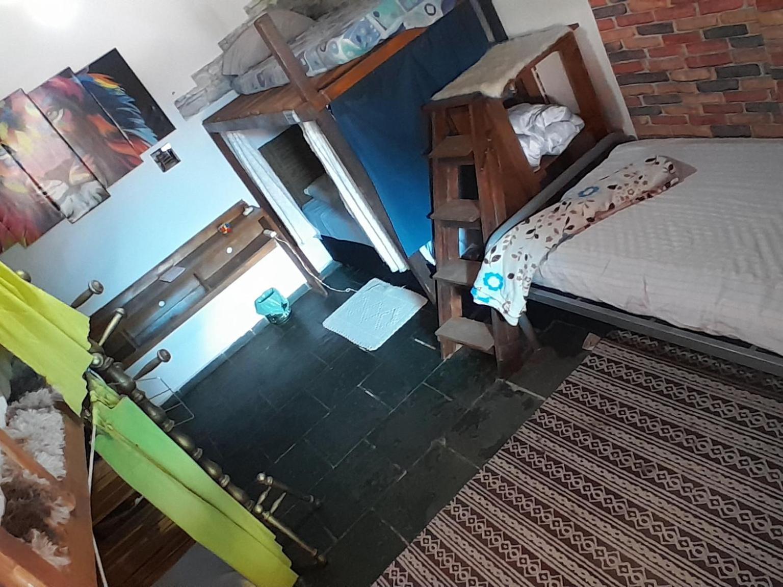 Hostel Em Itaipuacu Proximo A Praia E Terminal Da Rua 01 Marica Room photo